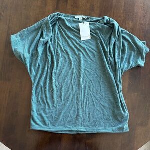 Green Envelope Short Sleeve Top